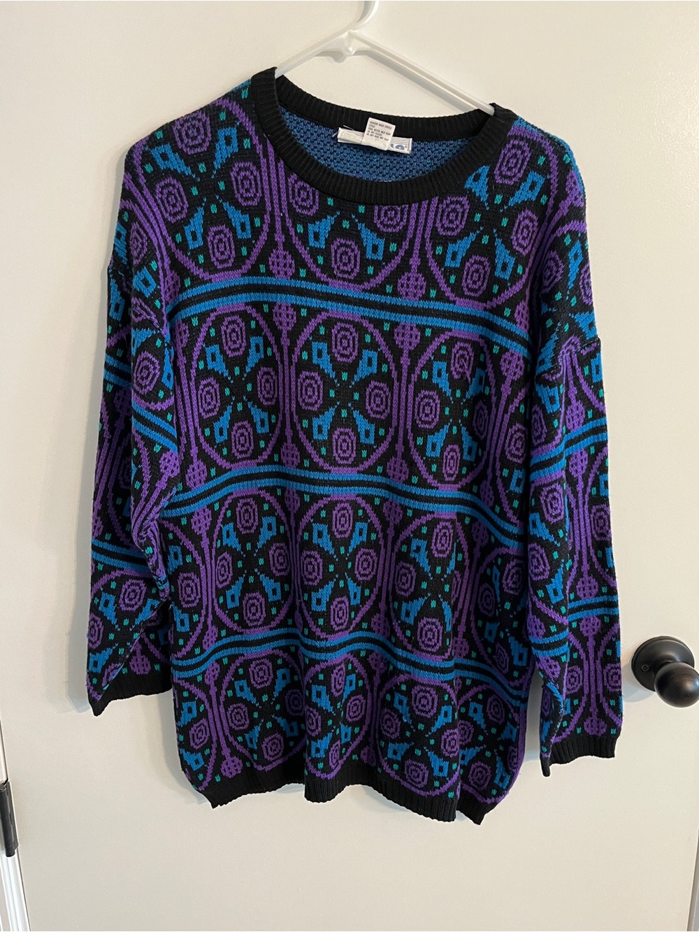 Vintage Men’s Size Medium A’MILANO multicolor sweater